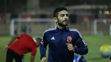 مباراة اعتزال ضخمة.. قرار الأهلي بشأن تكريم أيمن أشرف يثير تفاعل الجماهير